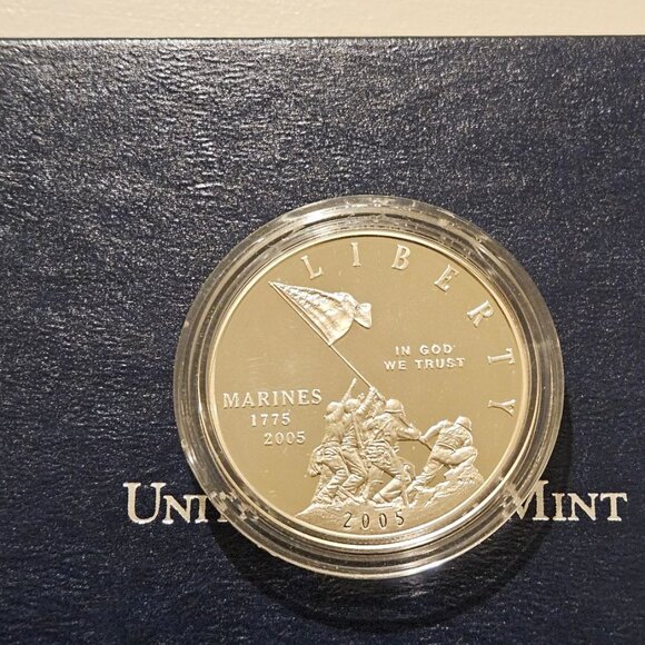 2005 UNITED STATES MARINE CORPS 230th ANNIV SILVER DOLLAR PROOF SET- w/COA&Box - Picture 8 of 9